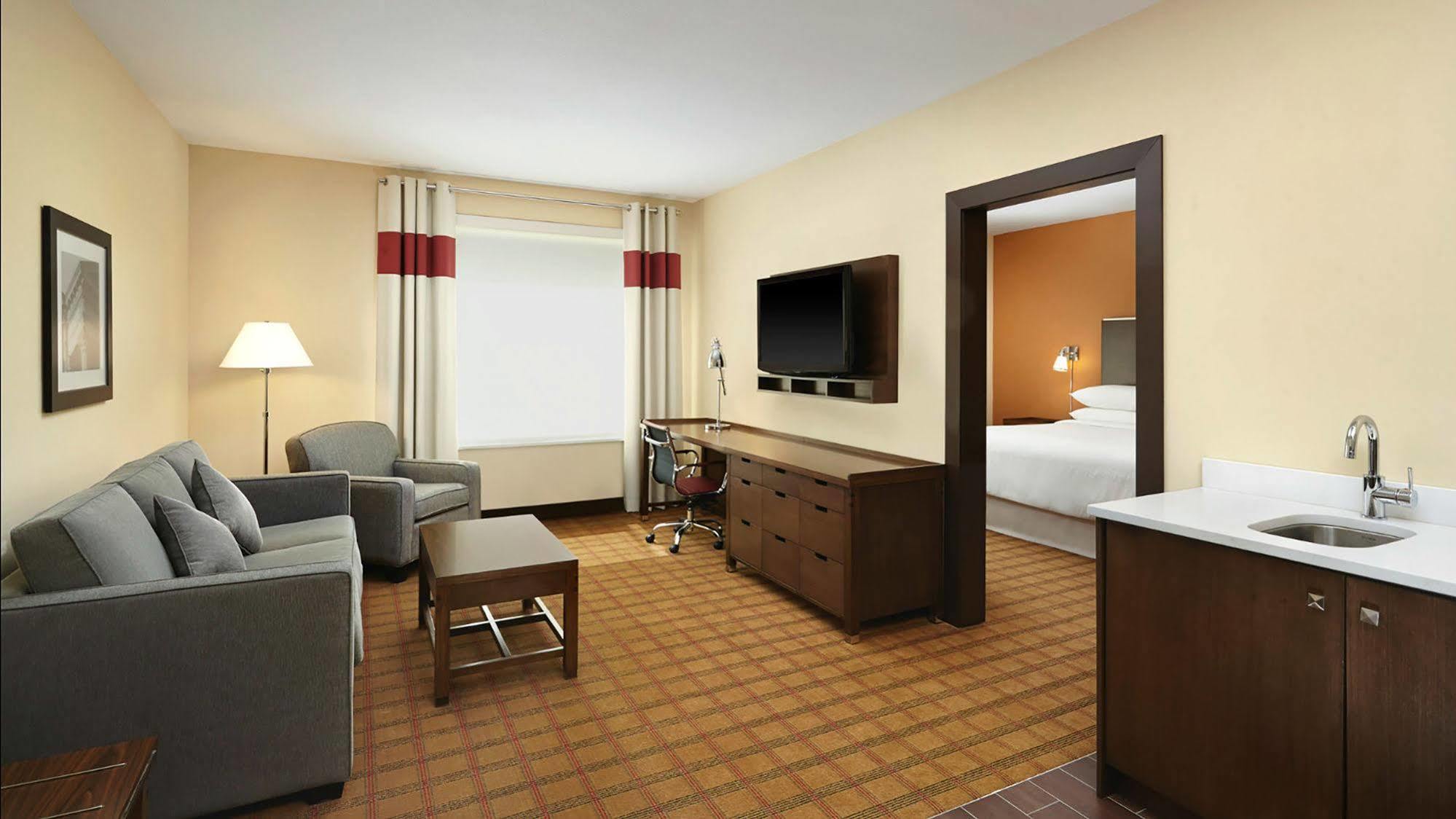 Four Points By Sheraton Edmonton International Airport Nisku Ngoại thất bức ảnh
