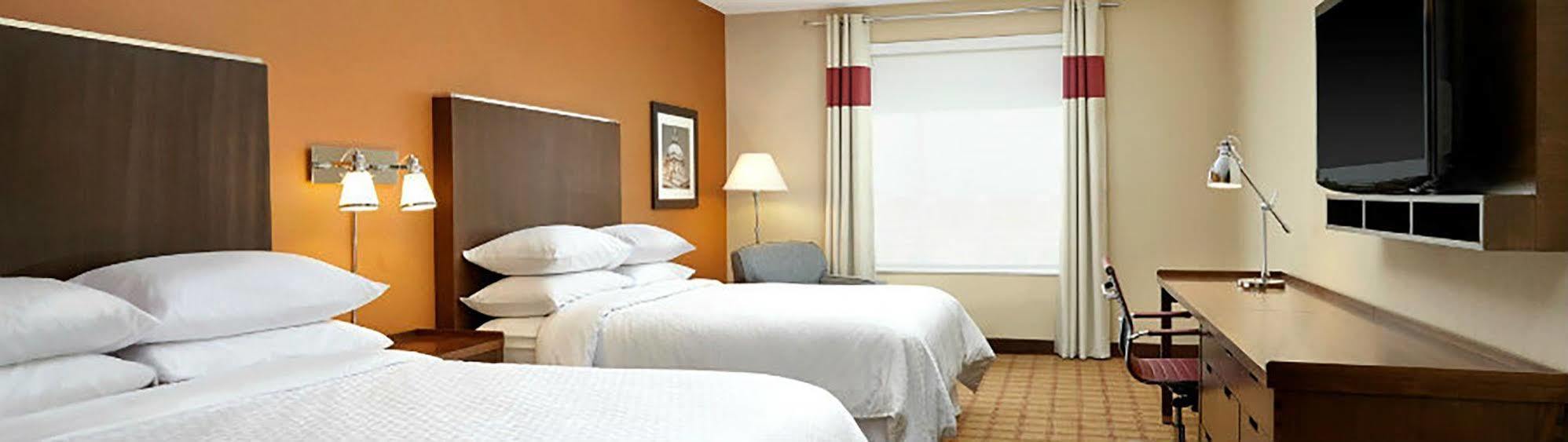Four Points By Sheraton Edmonton International Airport Nisku Ngoại thất bức ảnh